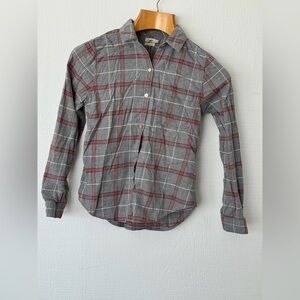 Faherty Gray and Red Plaid Women’s Flannel Shirt